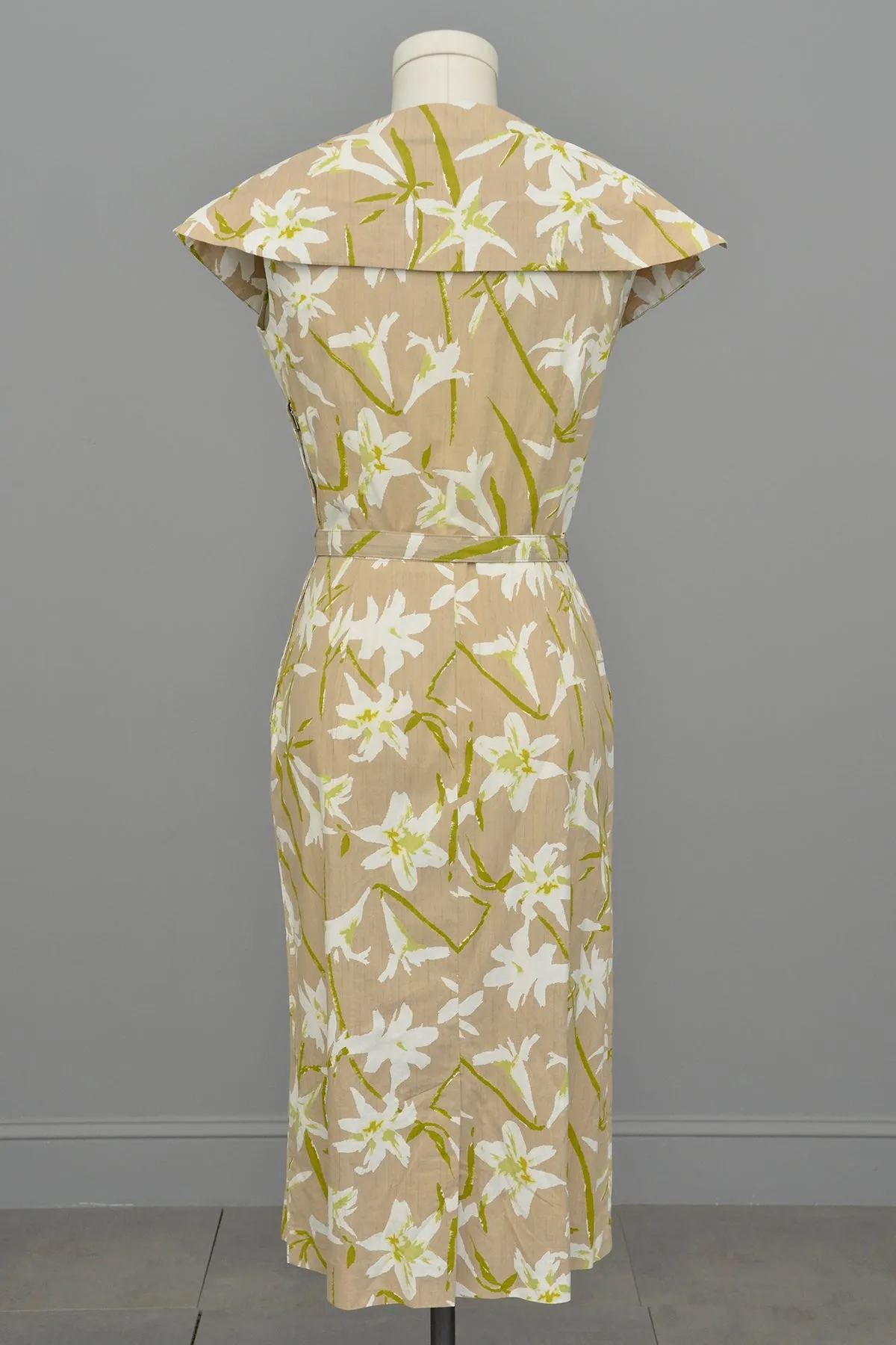 1940s 50s Taupe Novelty Lily Print Wiggle Dress