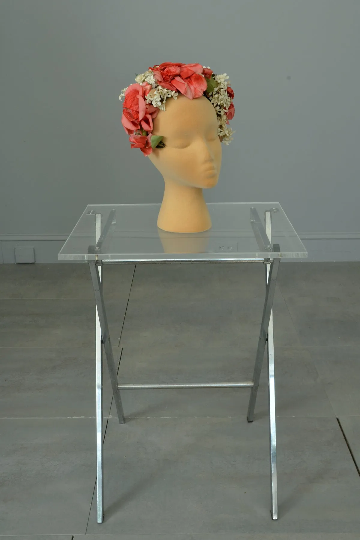 1950s Roses and Flowers Crescent Shape Headband Headpiece