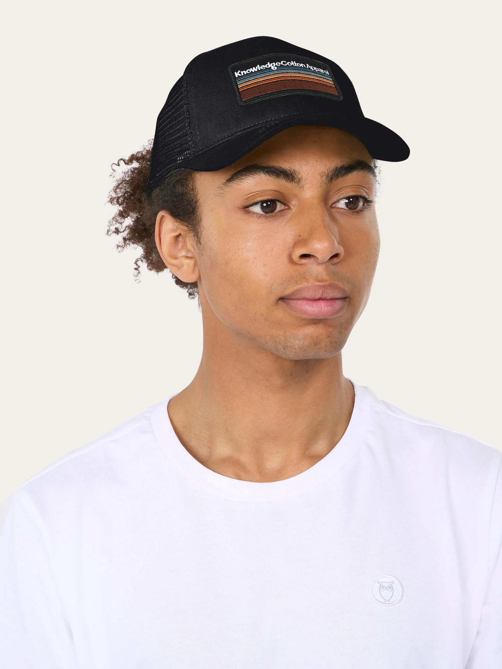 Badge twill trucker cap - Black Jet