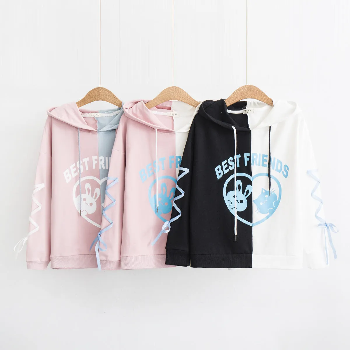 contrast color hooded top