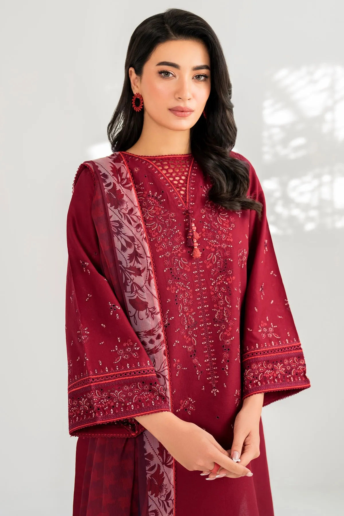 EMBROIDERED DOBBY LAWN USE - 9068