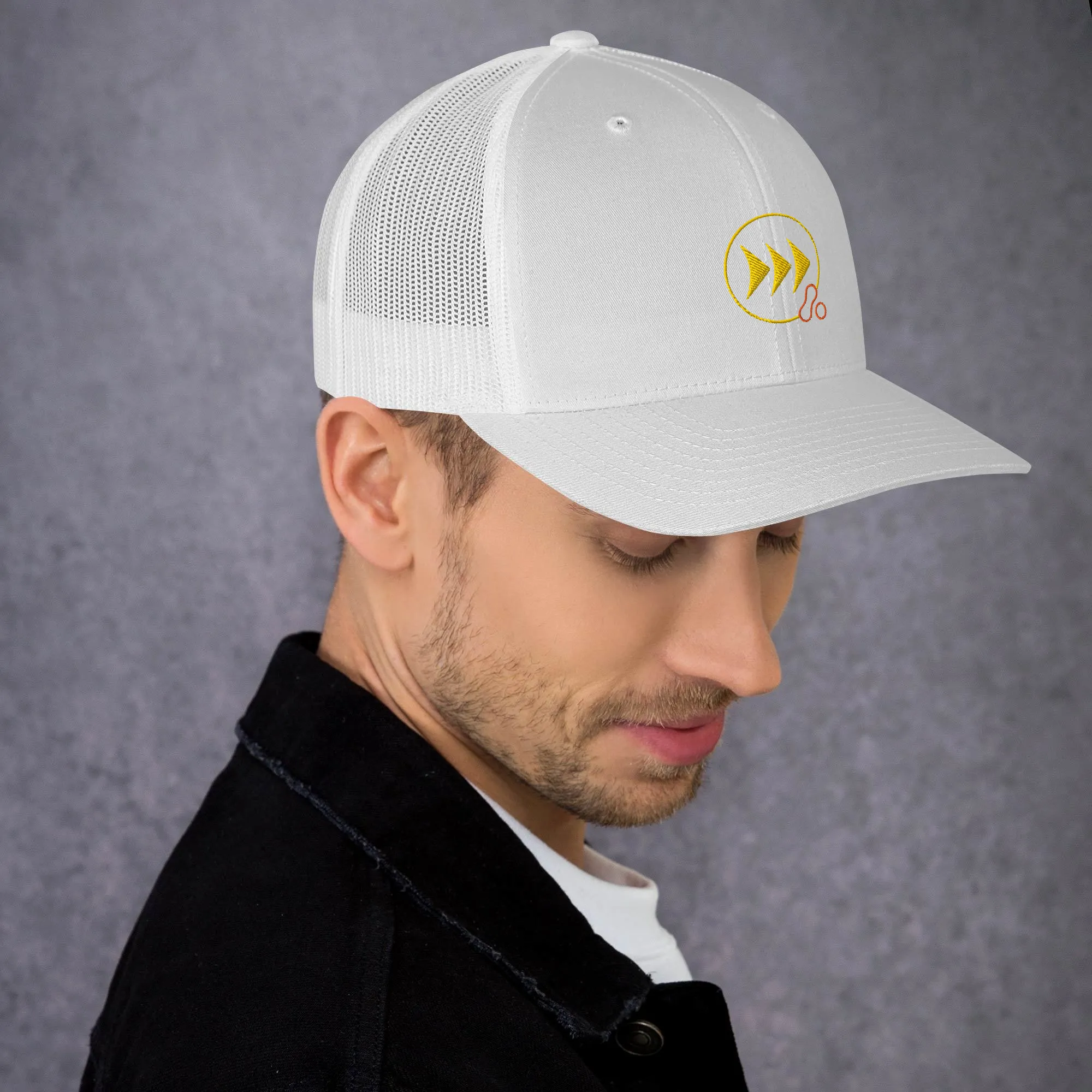 Rozdoum - Embroidered Trucker Cap (Glyph)