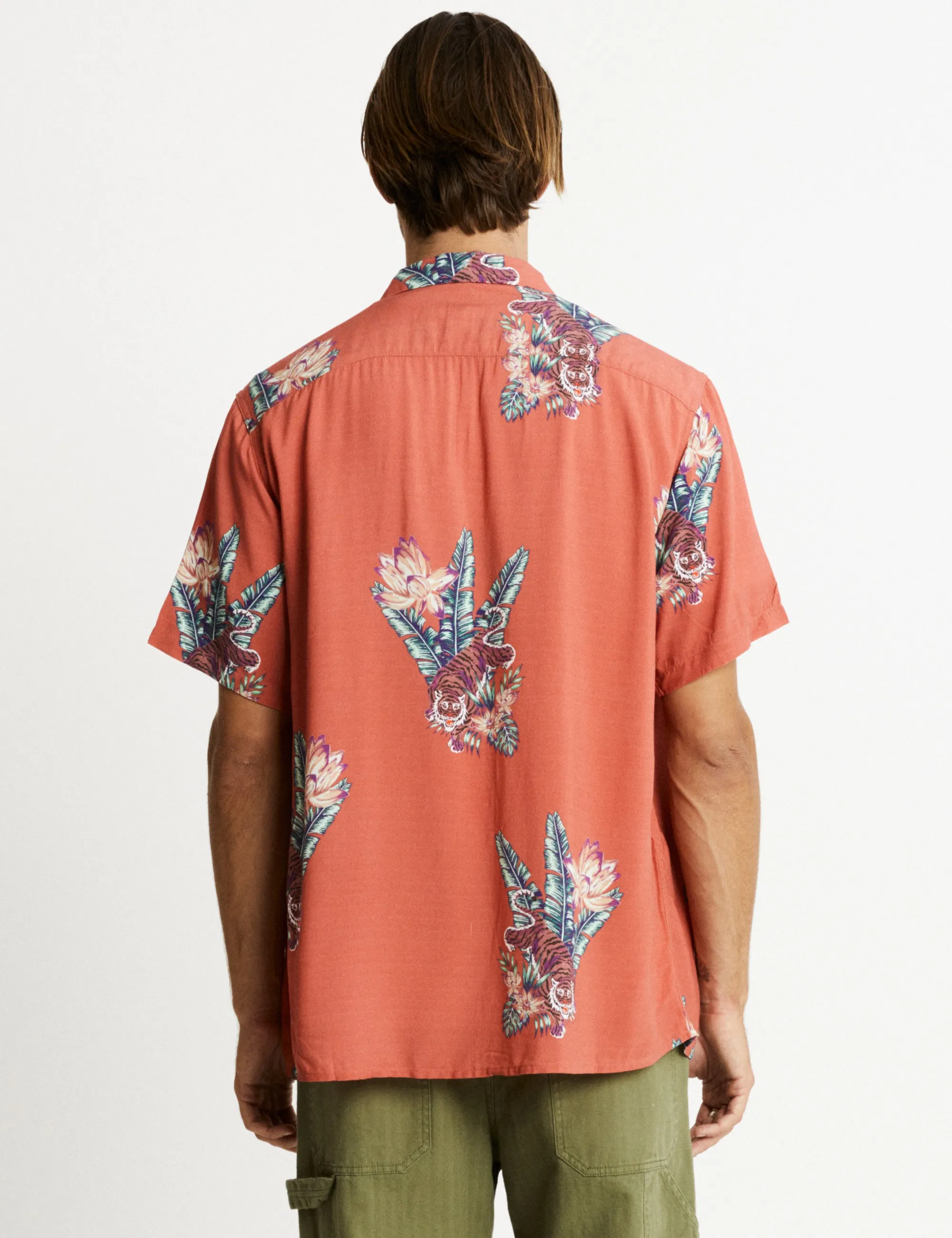 Zed Bowler Shirt - Red Tropical Print